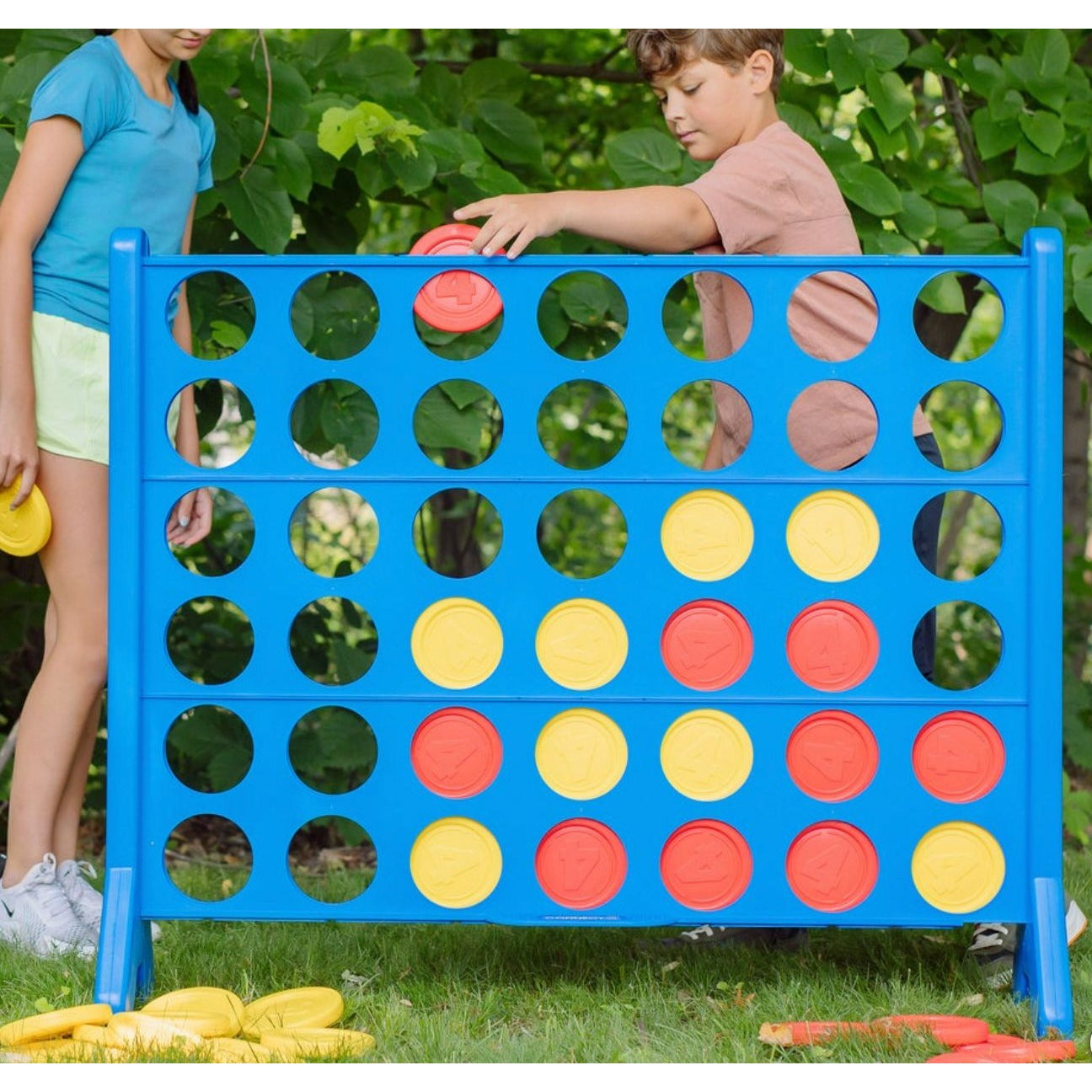 Connect 4 Giant Edition Outdoor Family Game 42-Slot Grid With Red & Yellow Discs
