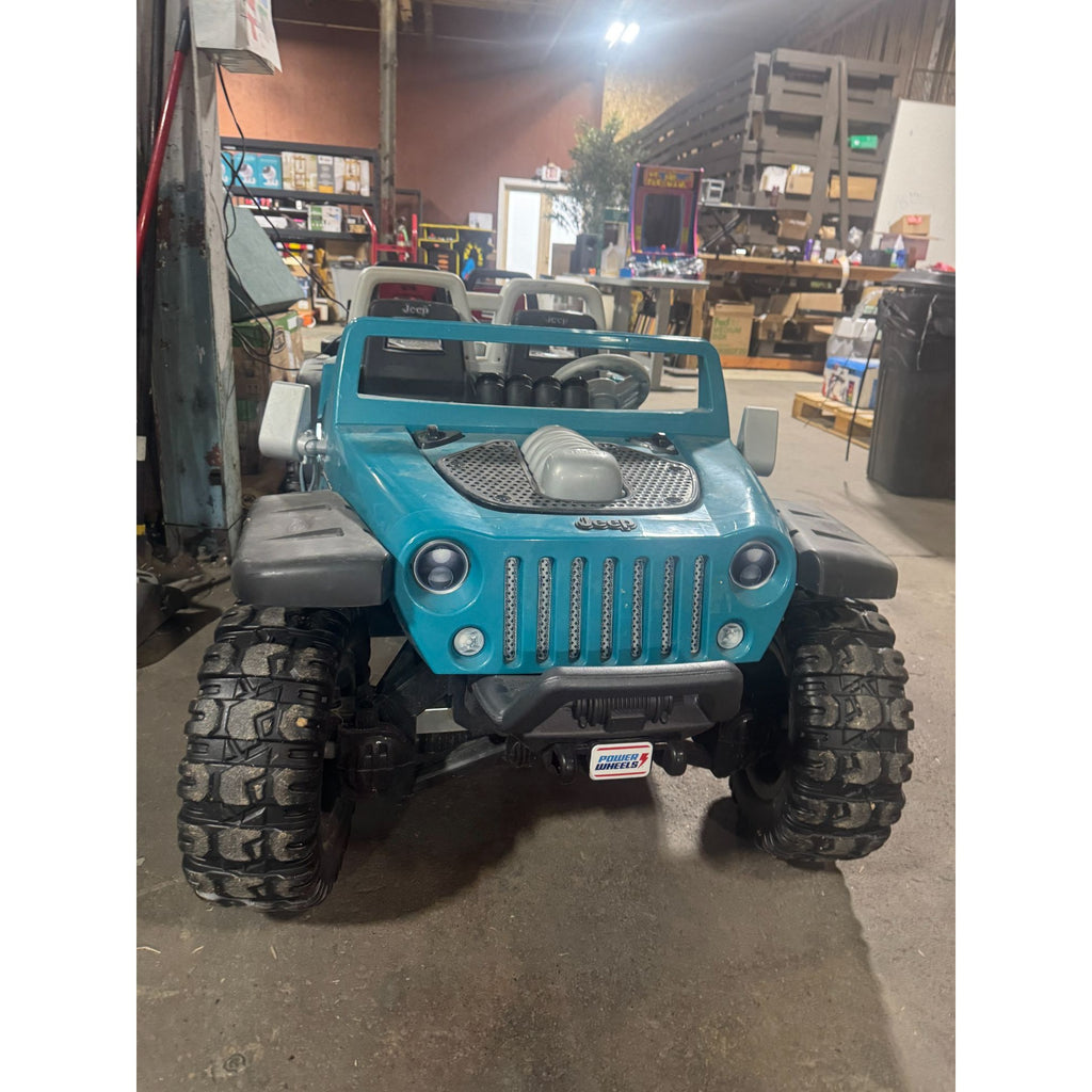 Jeep Hurricane Extreme Kids Ride-On Car Teal Seats 2 Rechargeable Battery Max Speed 5 MPH