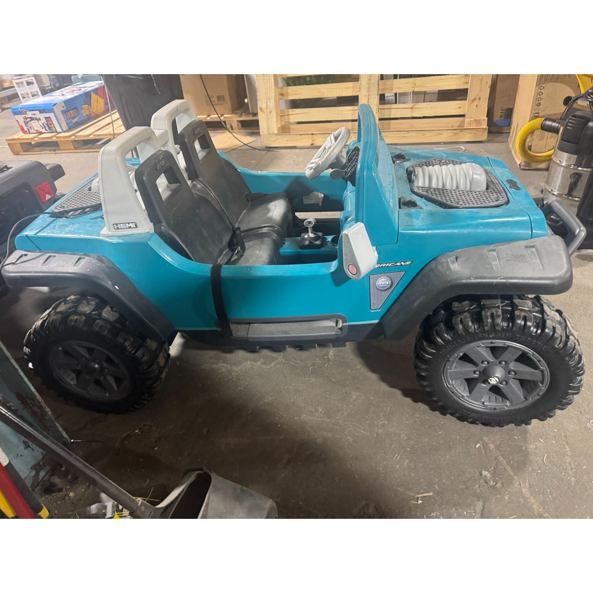 Jeep Hurricane Extreme Kids Ride-On Car Teal Seats 2 Rechargeable Battery Max Speed 5 MPH