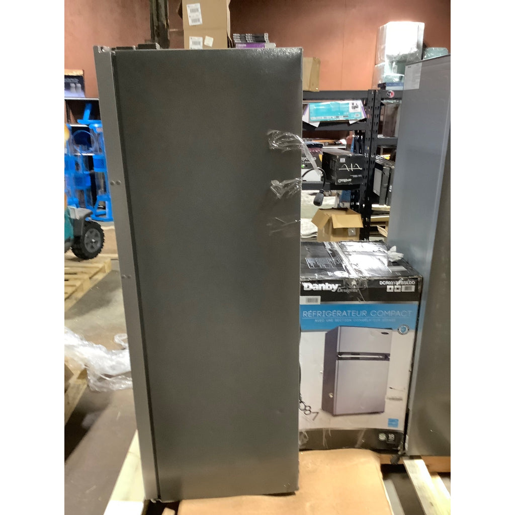 Hisense 10.2 Cu. Ft. Upright Convertible Freezer Stainless