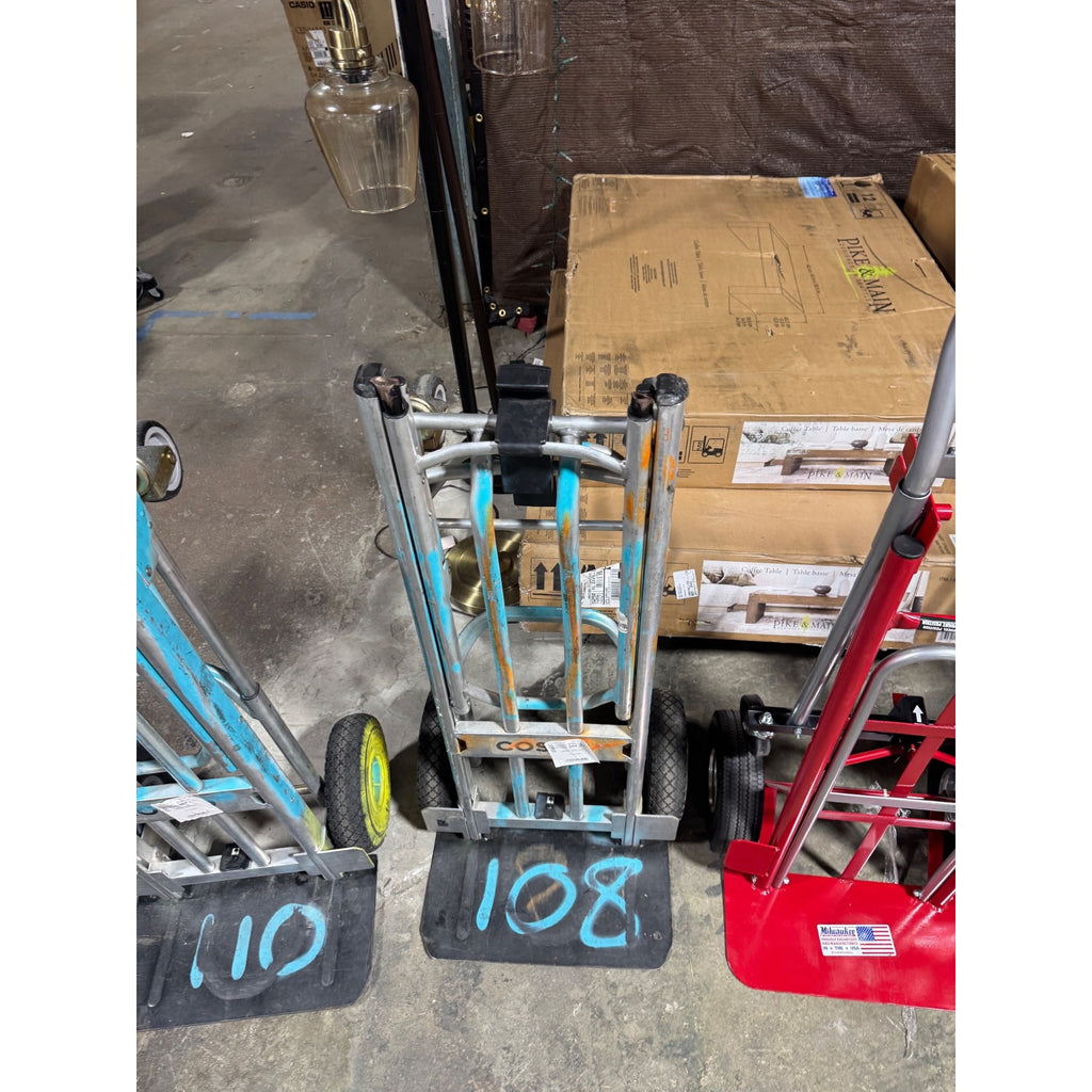 Milwaukee & Cosco Hand Trucks - 4 Milwaukee 3-In-1 Convertible 800 Lb Capacity 2 Cosco Aluminum All Pre-Owned Repairs Needed